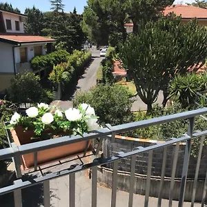 https://gramsci-holiday-house.catania-hotels.net